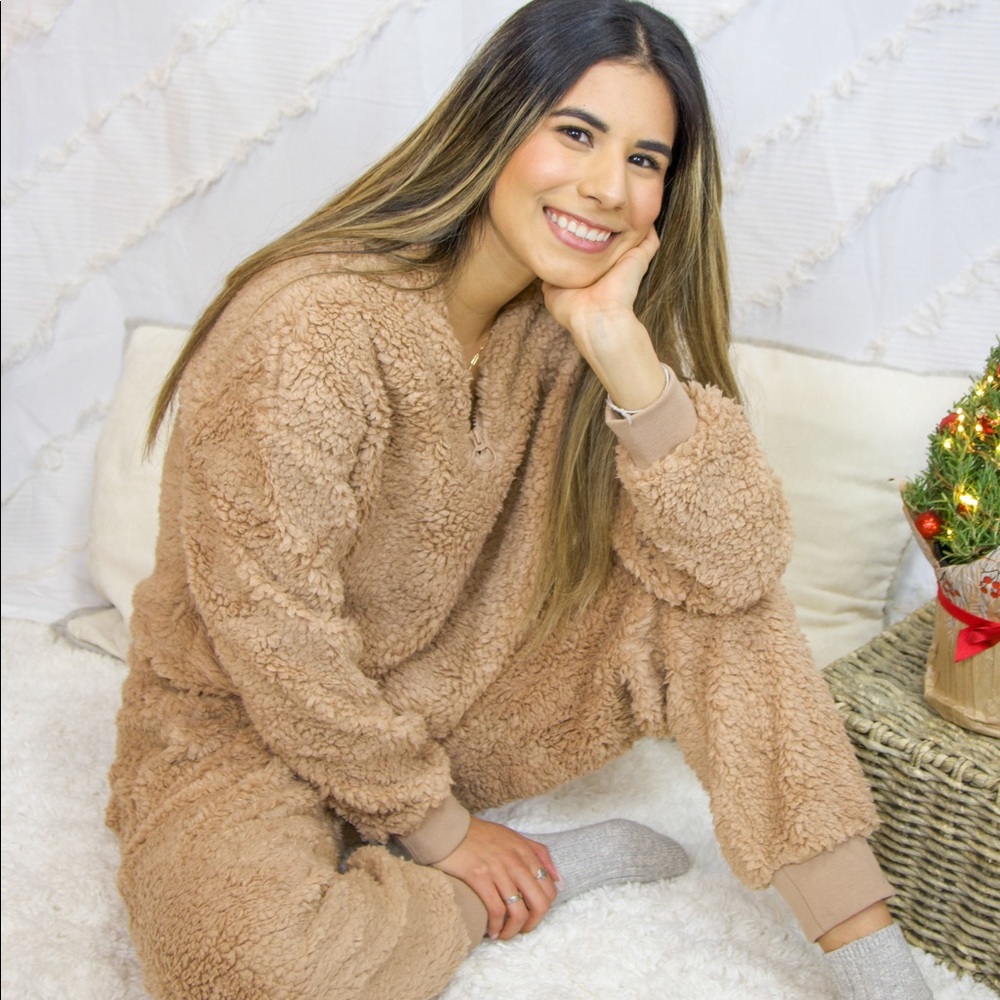 Comfiest Teddy Set - Picture 2 of 6